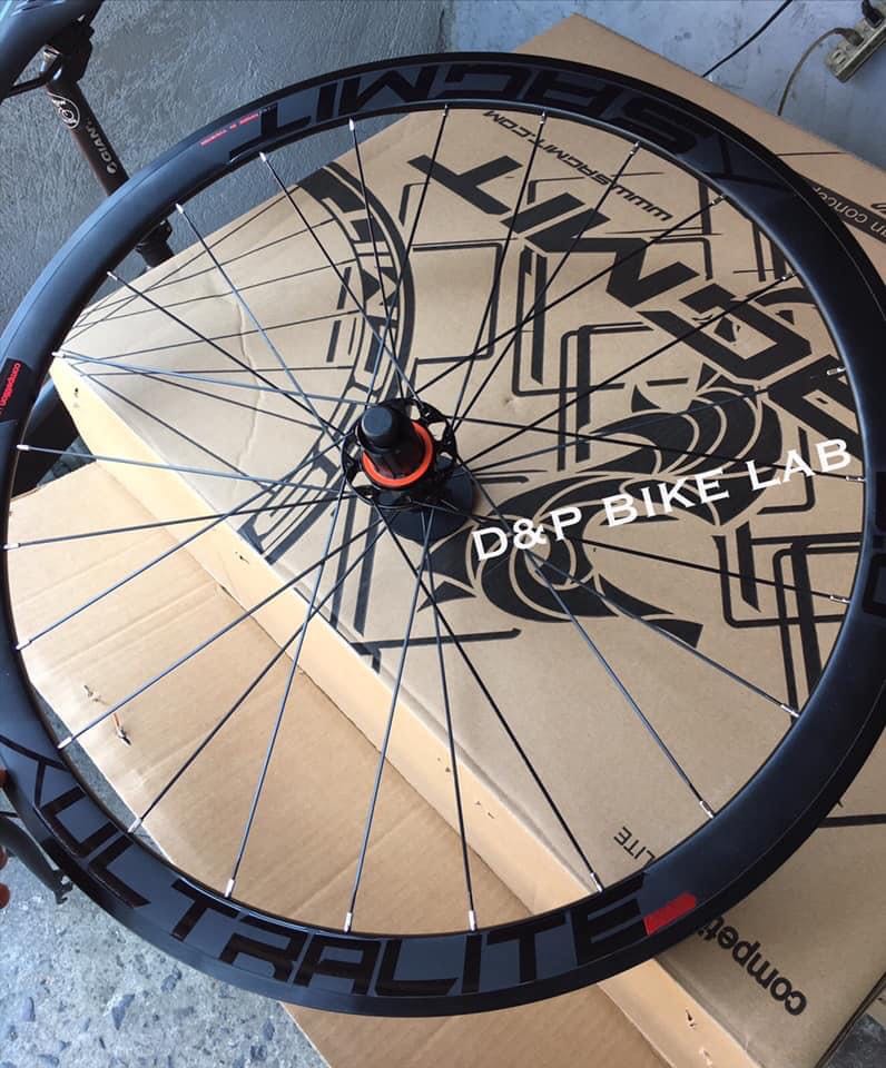 Sagmit wheelset on sale road bike