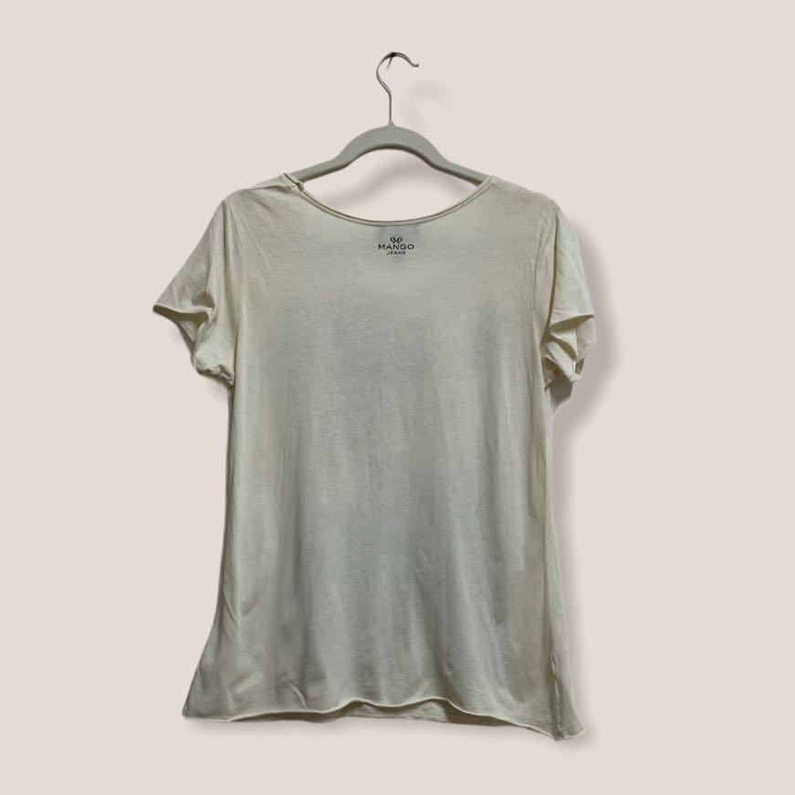 MANGO Graphic Vintage Print Shirt (Category: Shirts) located in Angeles City. Submitted by chaqi (Listing ID 1096224912, Image 3). Description: ✨ decluttering sale ✨ MANGO Graphic Vintage Print Shirt very light and breathable material flaws: stains (see photo).