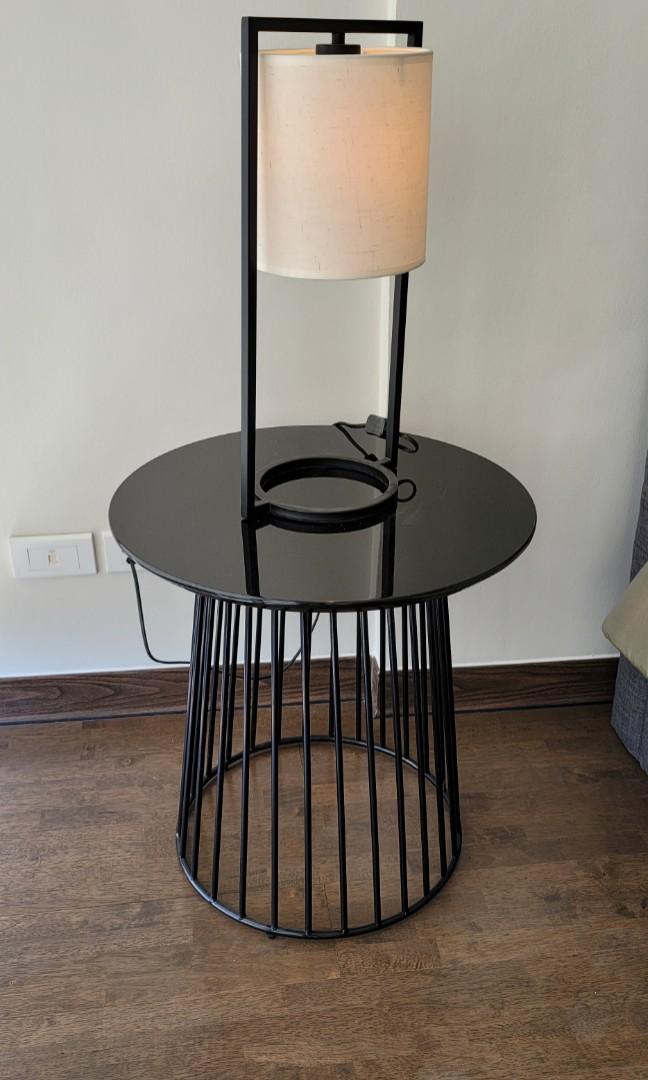 Modern Side Table with Lamp (Category: Tables & Sets) located in San Juan City. Submitted by charlesbyuri (Listing ID 1096137808, Image 1). Description: I have 4 pieces of the side table which we don't need anymore(was included in the house) If you buy all 4 side tables and 2 lamp- total is 26k only.