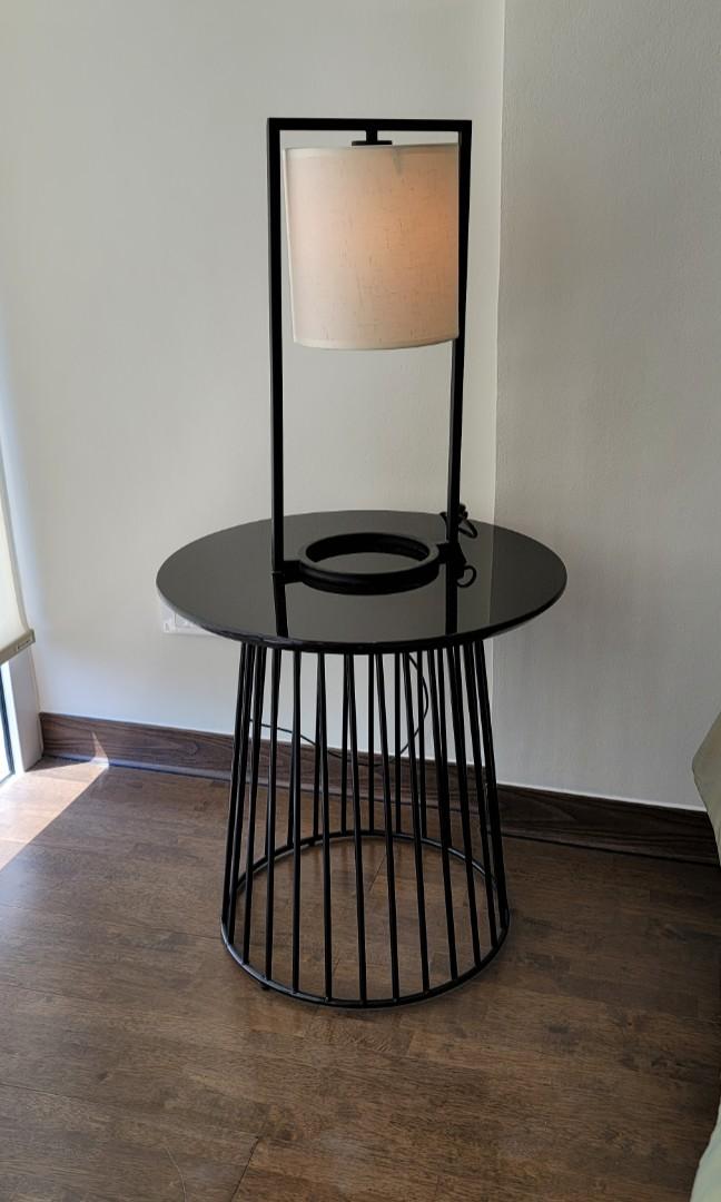 Modern Side Table with Lamp (Category: Tables & Sets) located in San Juan City. Submitted by charlesbyuri (Listing ID 1096137808, Image 2). Description: I have 4 pieces of the side table which we don't need anymore(was included in the house) If you buy all 4 side tables and 2 lamp- total is 26k only.