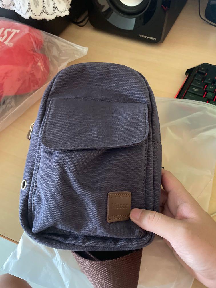 muzee sling bag