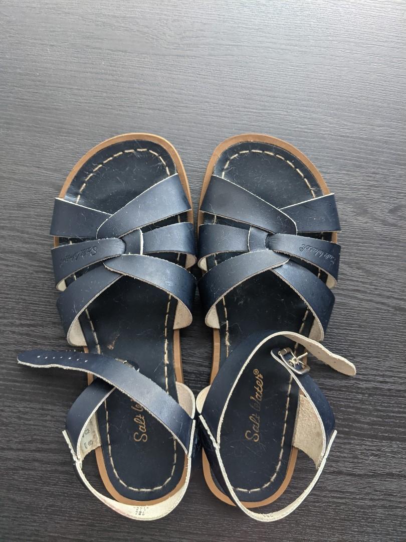 Salt water outlet sandals navy