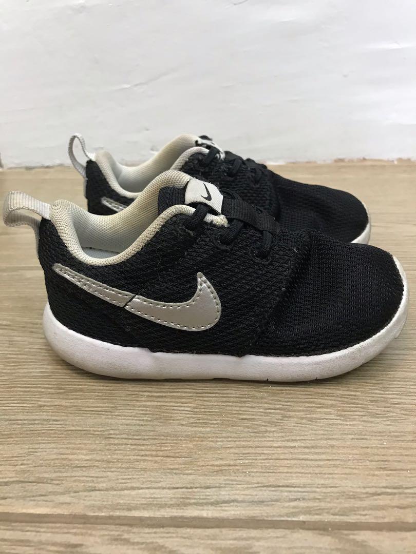 Dokunma Duyusu Futbol Kademeli Olarak Parlak Vurgulamak Kazak Nike Roshe One Baby Svrepl Com