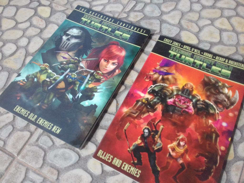 Teenage Mutant Ninja Turtles TPBs (Category: Comics & Manga) located in Valencia. Submitted by eunicedusaban (Listing ID 1096118356, Image 3). Description: Trade Paperbacks of the IDW TMNT comics Condition: Good Enemies Old, Enemies New - 500php Allies and Enemies- 500php RFS: Clearing out my book collection PM if you're interested, have questions, or need more photos! Can do meet-ups in Cebu or Mandaue City. Cel#: 09228744853.