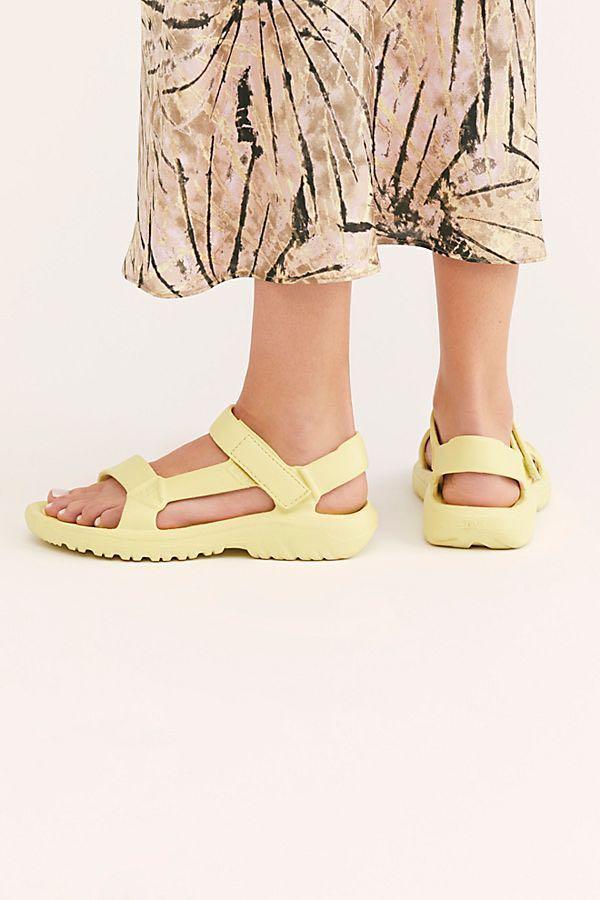 Teva hurricane outlet drift yellow