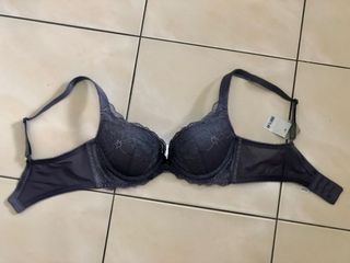 (Category: ) located in . Submitted by menchsky (Listing ID 1096137037, Image 1). Description: .