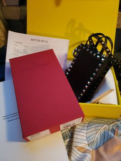 （分類：）位於 。 由 waiiixdd 提交（商品編號 1096250888，圖片 1）。簡介： 。