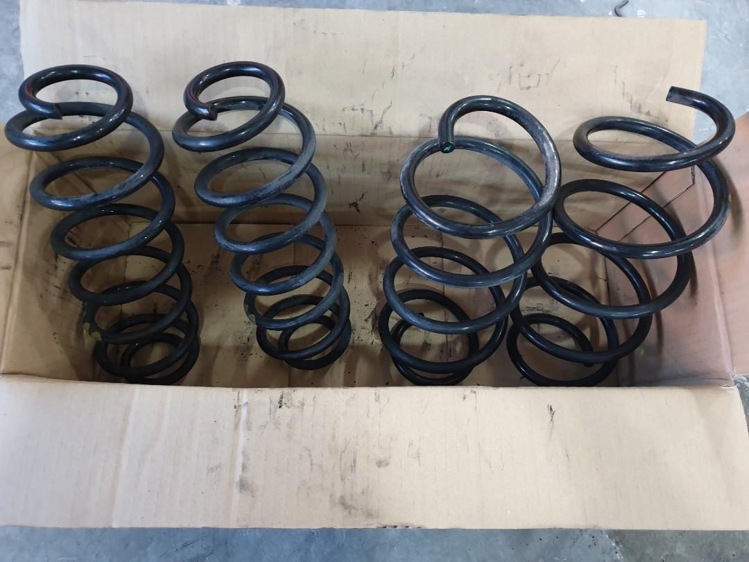 VW Jetta MK6 Stock Spring, Car Accessories, Accessories on Carousell