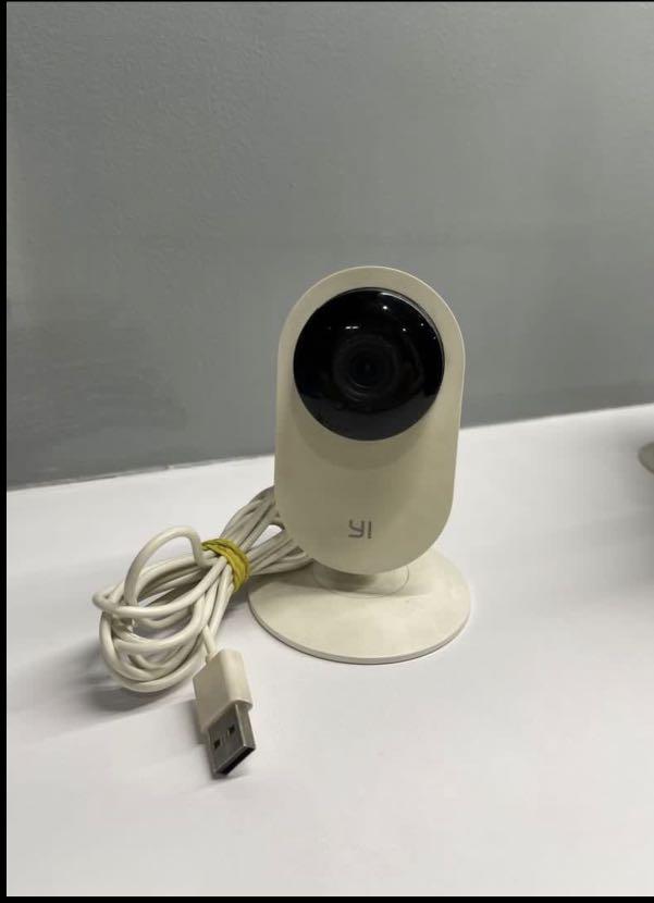 Xiaomi yi home camera (Category: Security Systems & CCTV Cameras) located in Makati City. Submitted by myngshop (Listing ID 1096153072, Image 1). Description: I don’t use it anymore good condition. Doesn’t come with socket (Walang kasama ng socket) as picture .