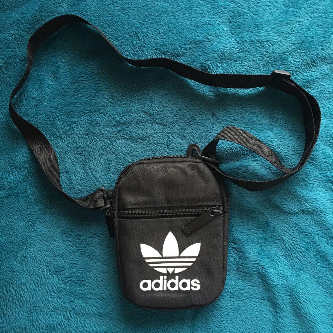 Sling bag adidas hotsell original