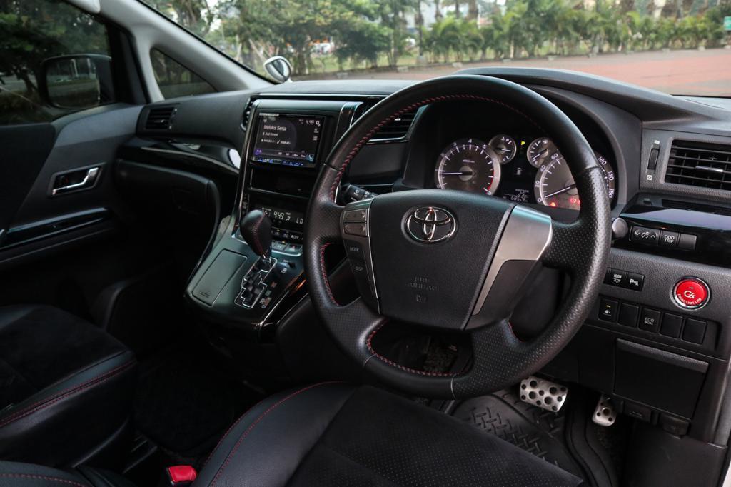 Toyota Alphard GS: Kemewahan, Performa, dan Prestise dalam Satu Paket