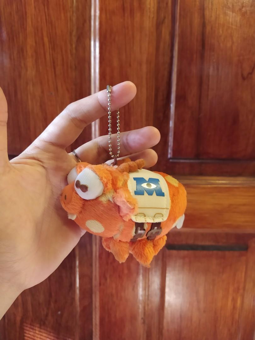 Archie the scare pig plush 2025