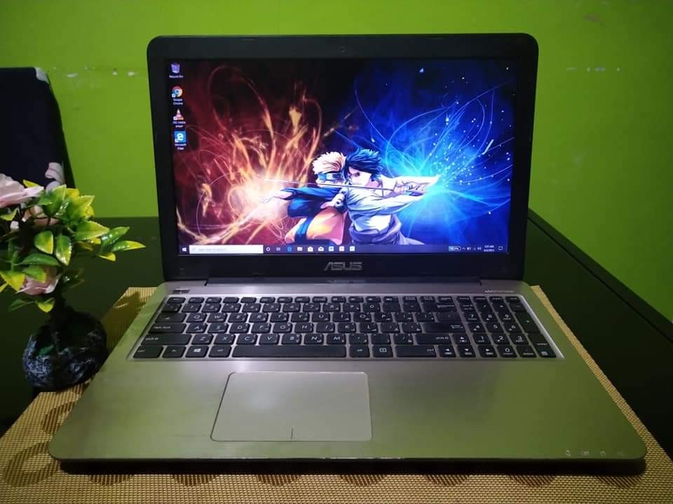 ASUS VIVOBOOK X556U Core i77500U (7th Gen) 8GB RAM ddr4 256GB SSD