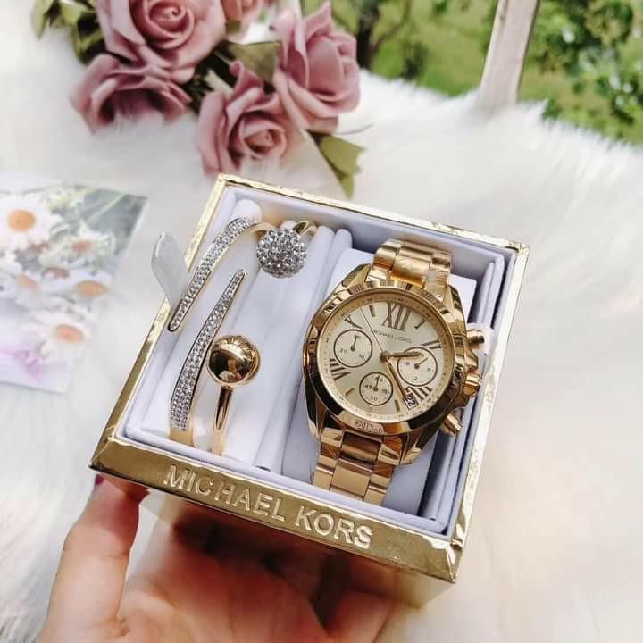 Mk watches with bangles top