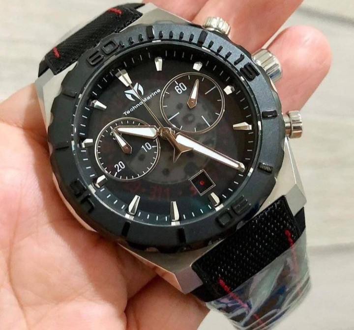 Authentic Technomarine Shark Reef Swiss Collection 48mm Men s