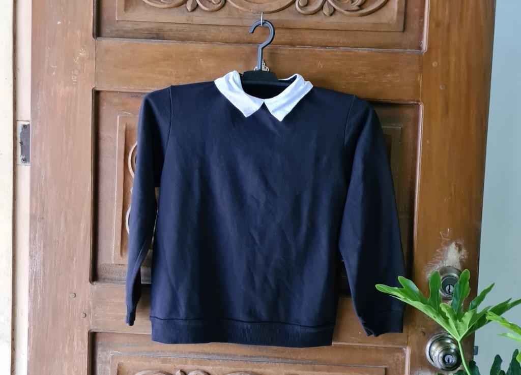 Black sweater with white collar and cuffs new arrivals