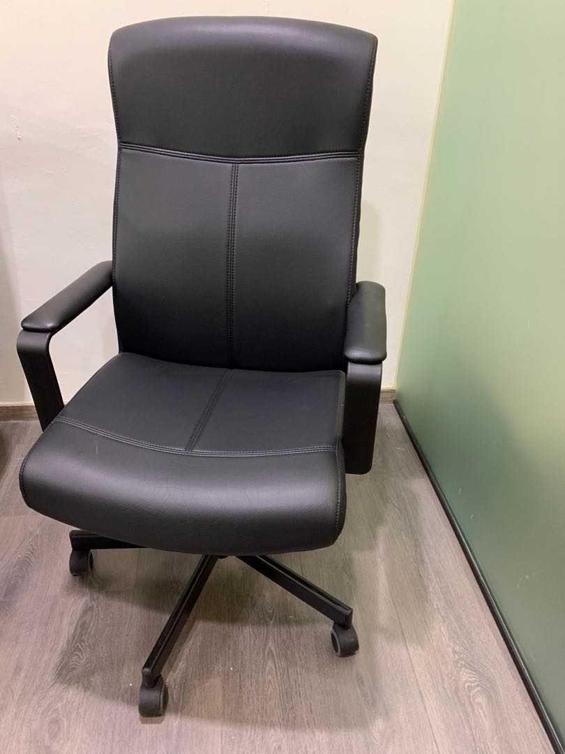 IKEA Malkolm 22121 Black Office Chair, Furniture & Home Living