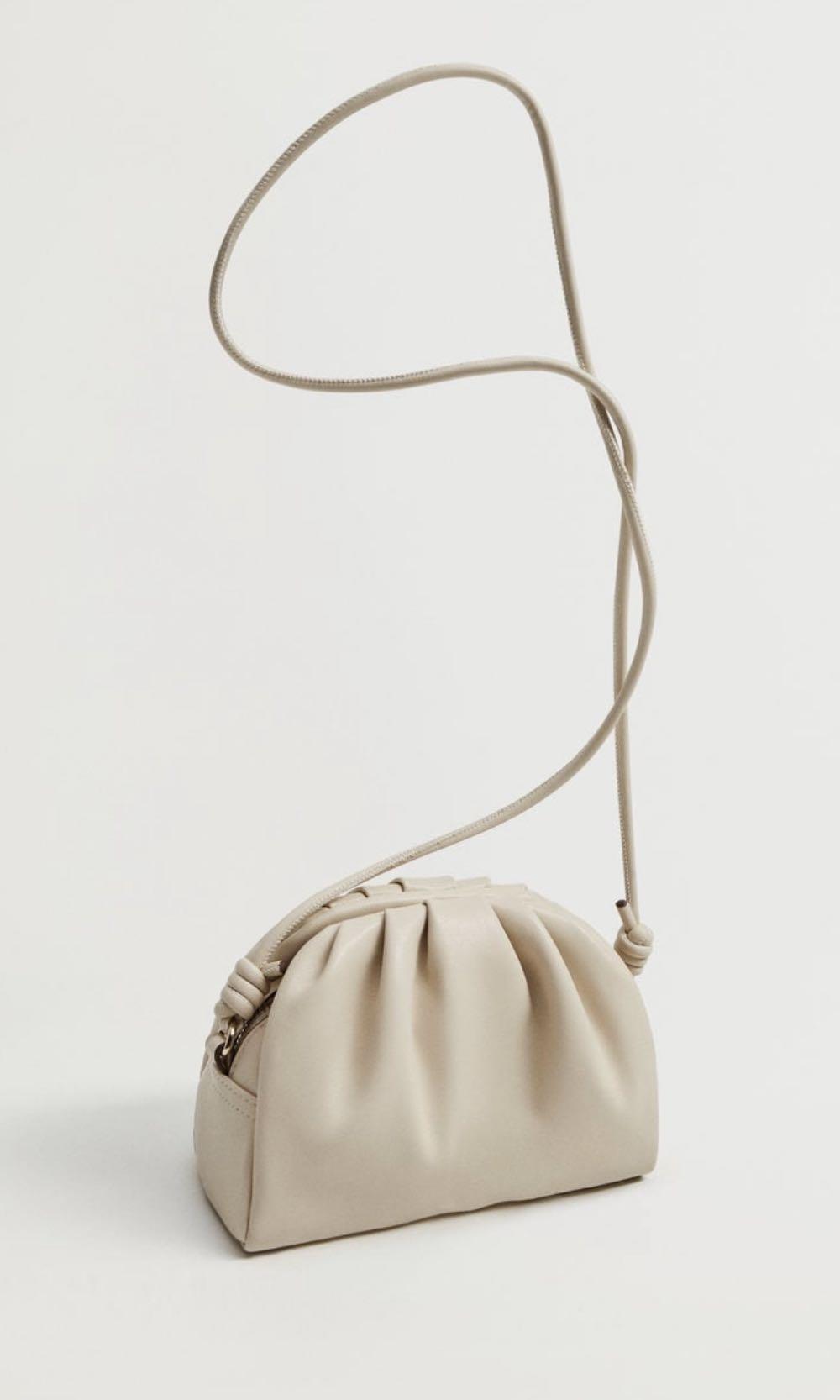 Mango pleated volume mini bag sale