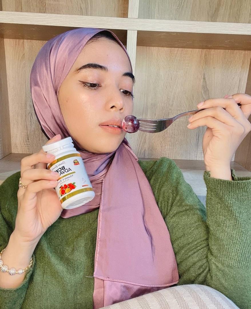 Booster C Whitening Advance Beauty Personal Care Face Face Care On Carousell