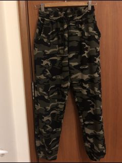 (Category: ) located in . Submitted by july.clearance (Listing ID 1096332609, Image 1). Description: .