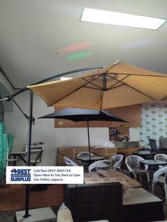 Cantilever Garden Umbrella  2M