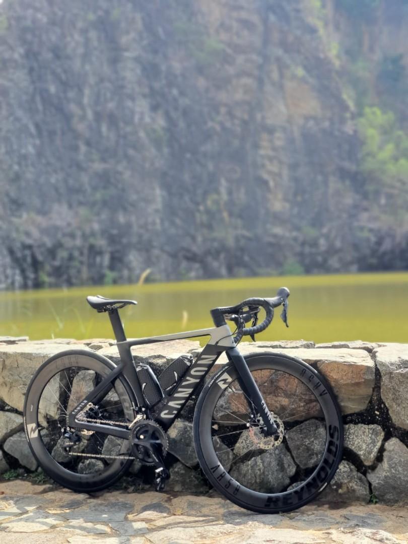 Canyon aeroad xs outlet
