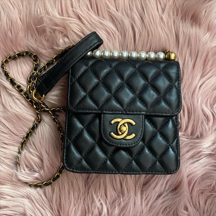 CHANEL Chic Pearls Flap Quilted Calfskin Leather Shoulder Bag Black