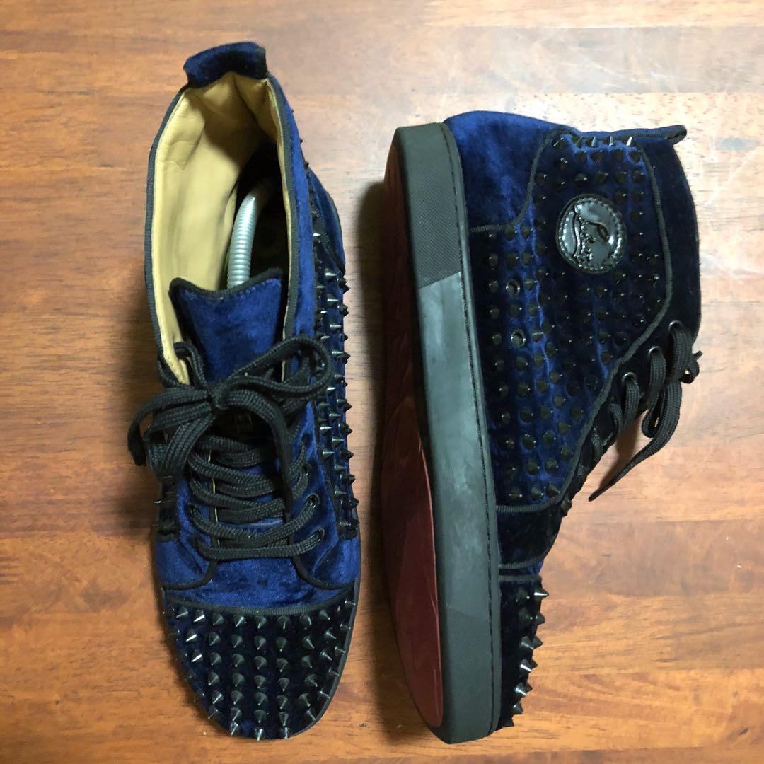 Dark blue louboutins top