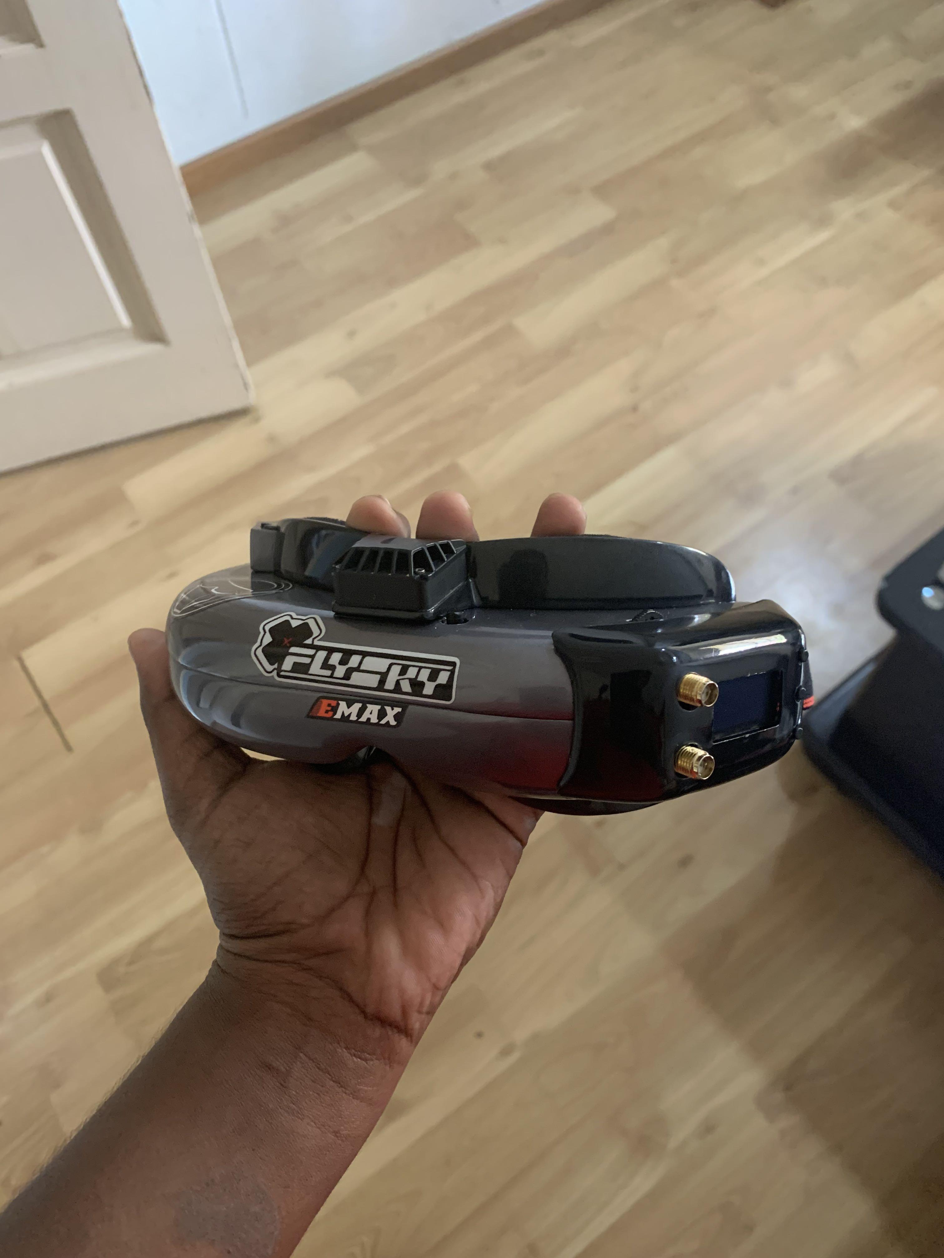 Customized fatshark attitude v2s rarely used Fpv goggles