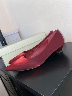 Design & Comfort Red Heels size 38