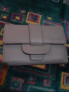 (Kategori: ) berada di . Dikirim oleh neeyarest (ID iklan 1096339951, Gambar 1). Deskripsi: .