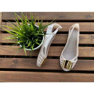 (Category: ) located in . Submitted by preloved_bear (Listing ID 1096464548, Image 1). Description: .