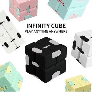 Infinity Cube (INSTOCK)