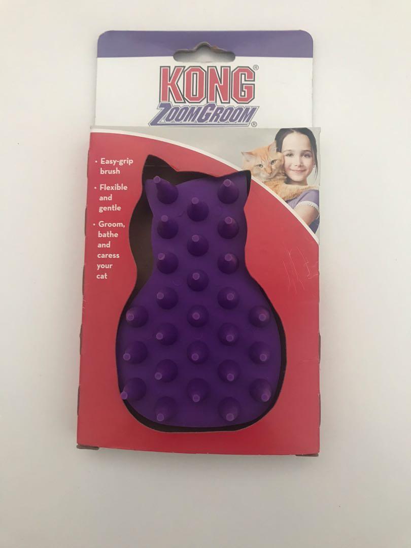 Kong zoom groom cat brush clearance