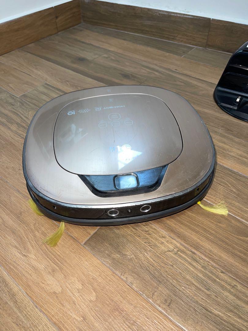 LG Robot Vacuum with CCTV camera HomBot Turbo+, TV & Home Appliances