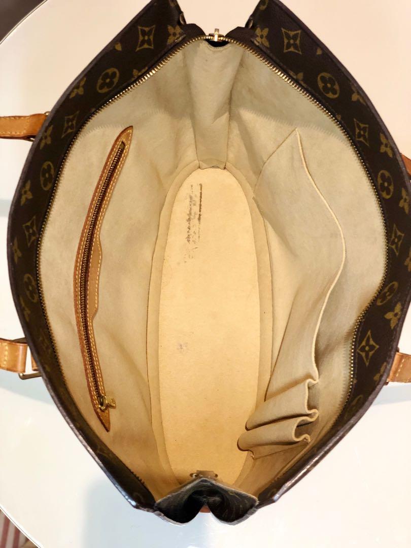 LV Bag Babylone (Category: Luxury Bags & Wallets) located in Paranaque City. Submitted by ms_a_bags (Listing ID 1096459755, Image 3). Description: Guaranteed Origjnal LV Babylone in very good condition with some watermarks on vanchetta leather, LV Canvass still in good condition.