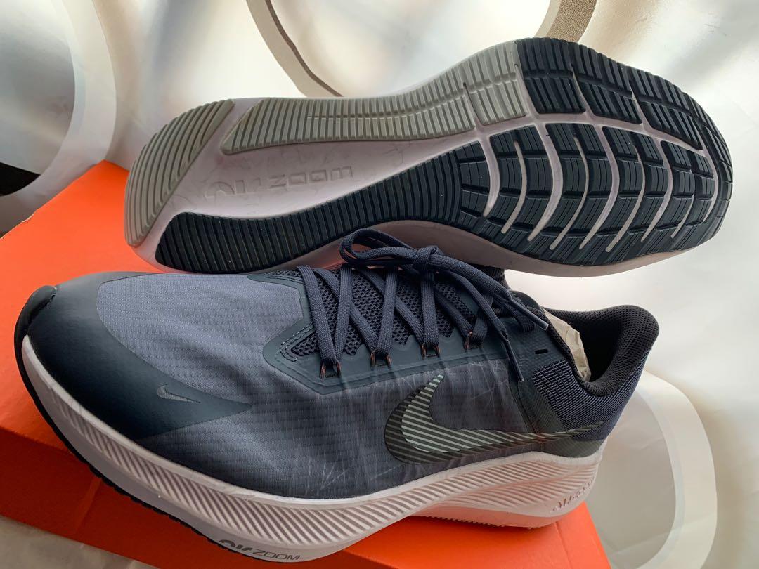 men's nike winflo 8