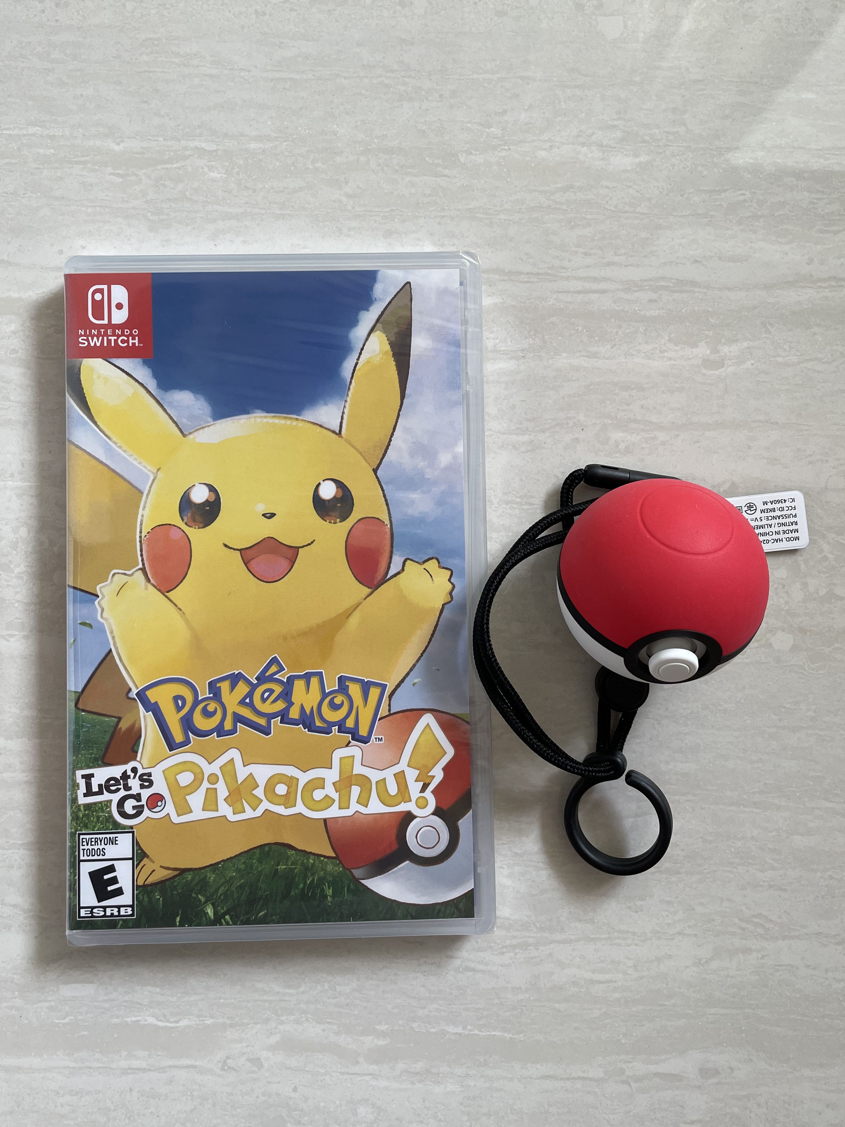 Pokemon let's discount go pikachu pokeball