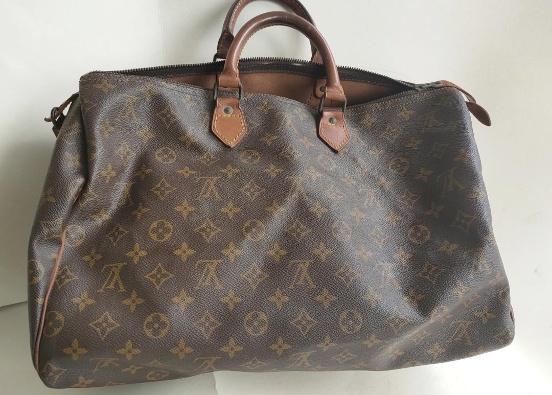 Pre-Loved Vintage Authentic Louis Vuitton speedy 40 travel bag