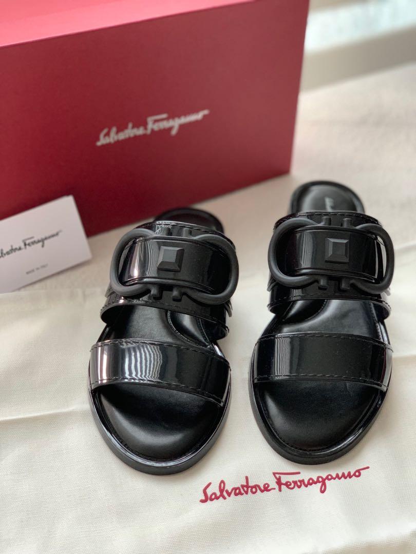 salvatore ferragamo jelly sandals