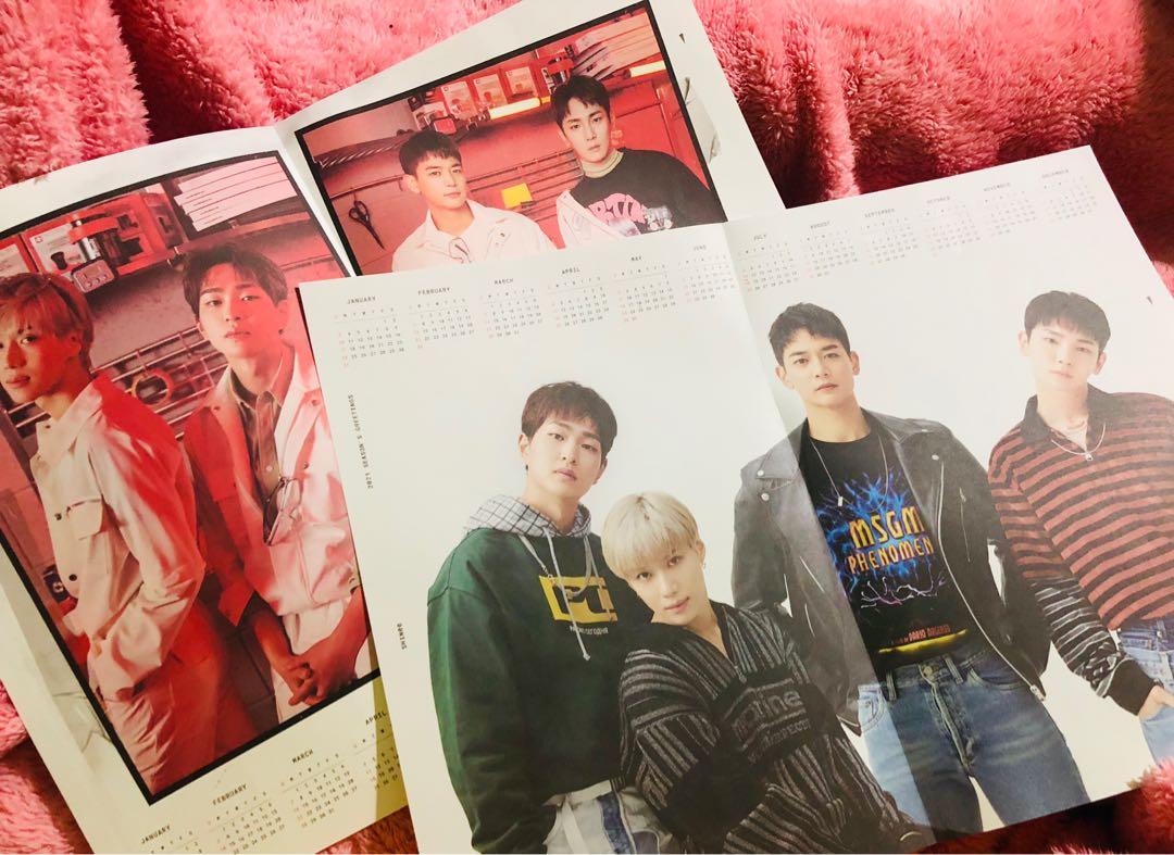 SHINee Folded Calendar Poster SG 2021, Hobbies & Toys, Memorabilia