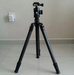 Sirui Folding Tripod