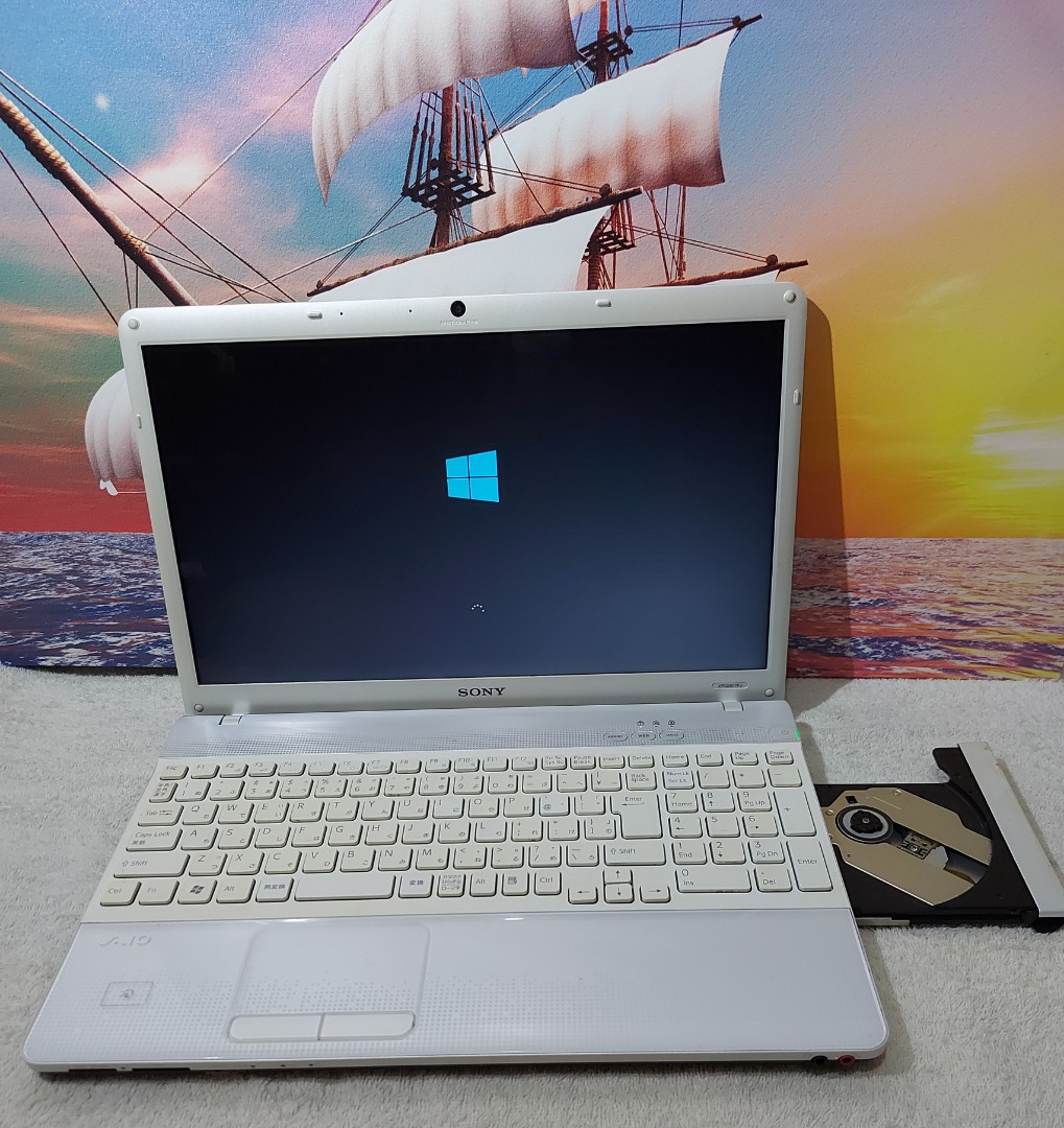 海外正規品】 VAIO VPCEB17FJ W Corei3-330M 8GB 1TB sushitai.com.mx