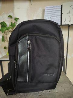 Tigernu 2-way body bag and backpack