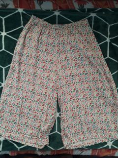 (Category: ) located in . Submitted by style_for_less (Listing ID 1096378357, Image 1). Description: .