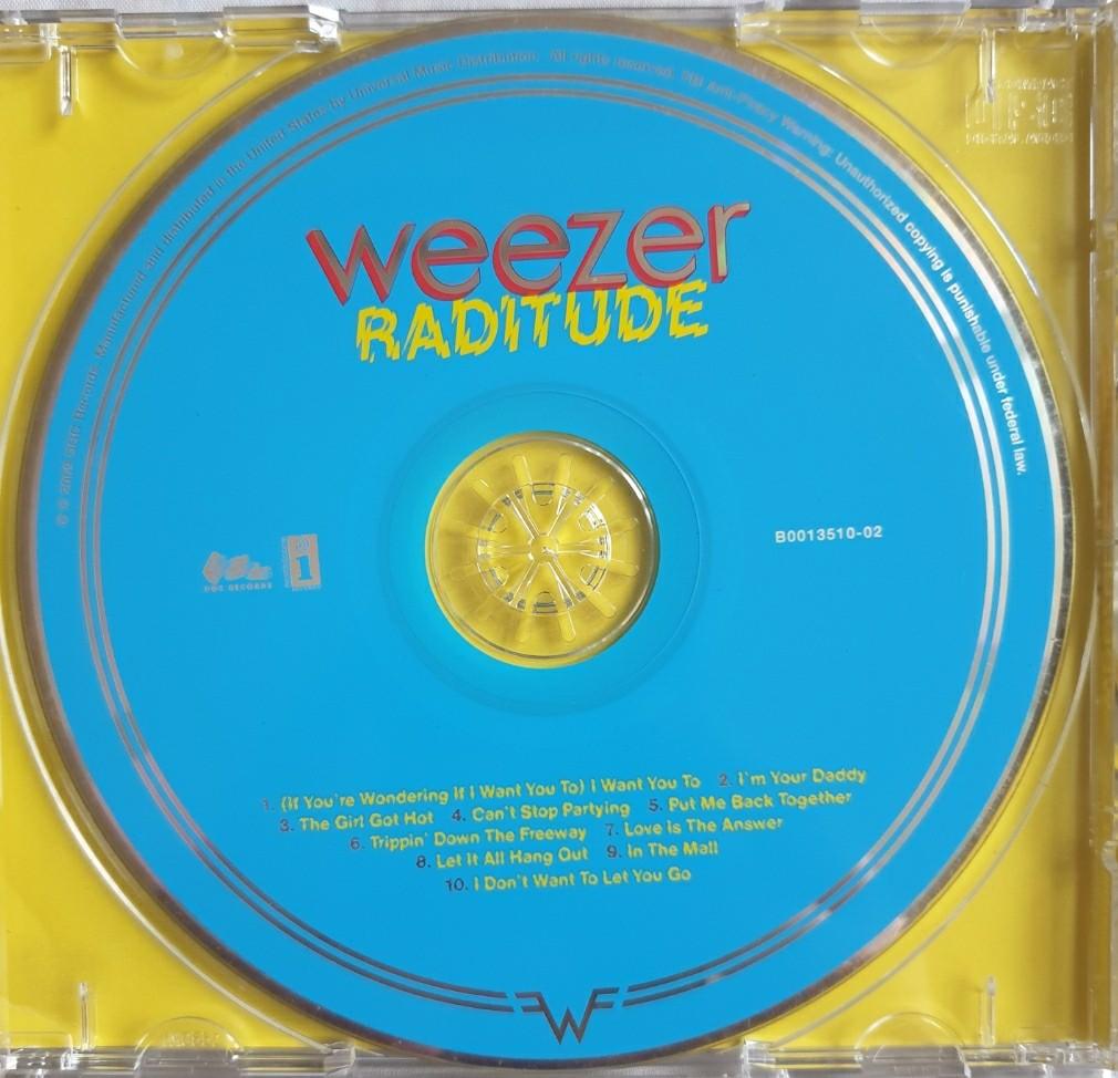 Weezer - Raditude (Category: CDs & DVDs) located in Cebu City. Submitted by g_roshamboo (Listing ID 1096321609, Image 3). Description: cd*.