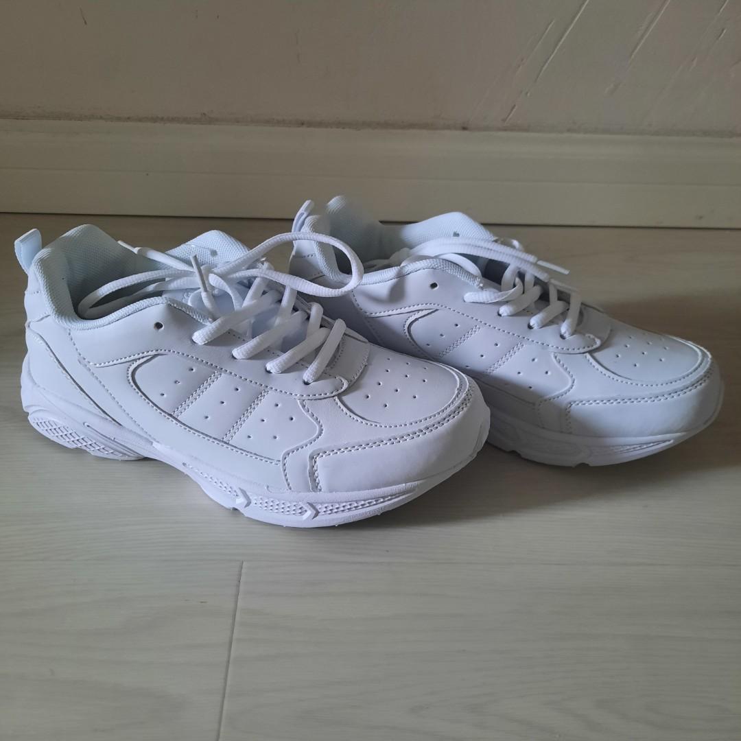 Girls white shoes size 5 cheap