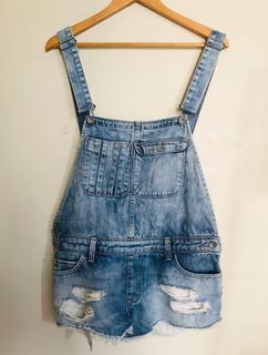 (Category: ) located in . Submitted by all.upcycled (Listing ID 1096312817, Image 1). Description: .