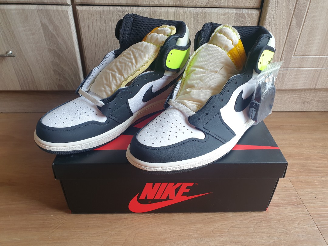 fake jordan 1 volt gold