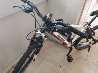 (Category: ) located in . Submitted by ilham1223 (Listing ID 1096532952, Image 1). Description: .
